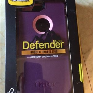 Otterbox defender 7 or 8 plus no screen protector